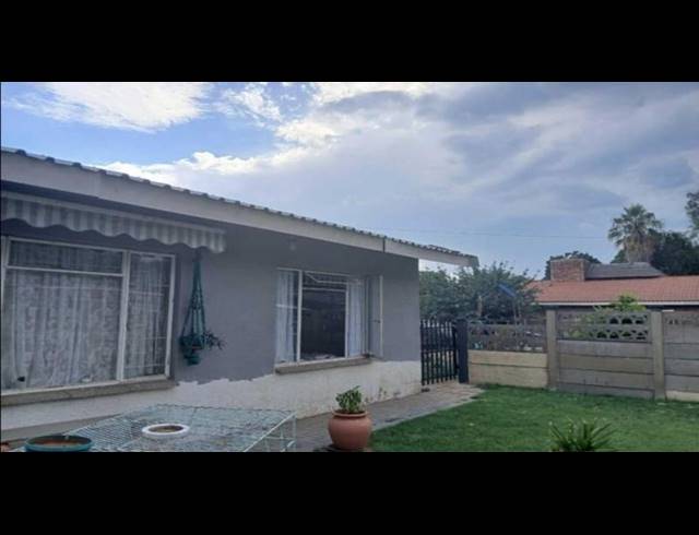 3 BEDROOM HOUSE FOR SALE IN SASOLBURG EXT 23